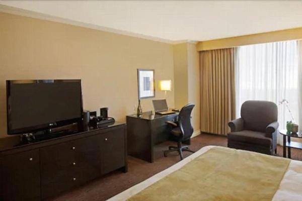 Delta Hotels by Marriott Toronto East image 24