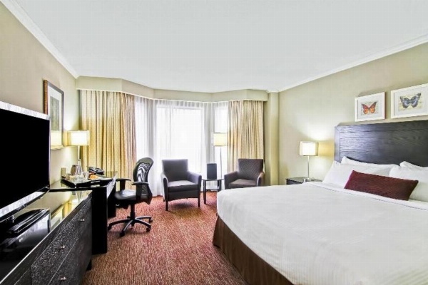 Delta Hotels by Marriott Toronto East image 3